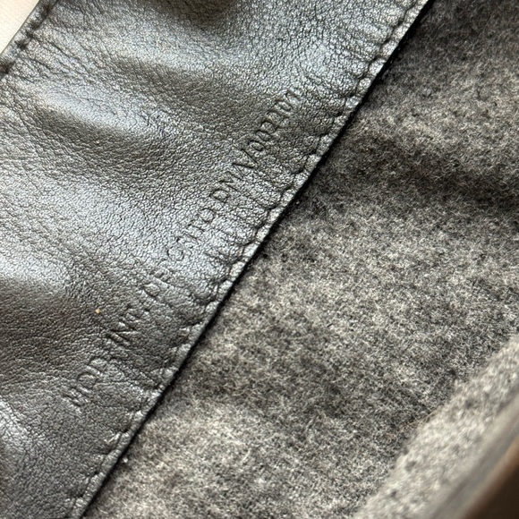 Gucci black leather Diana bag with bamboo handle - Picture 13 of 13